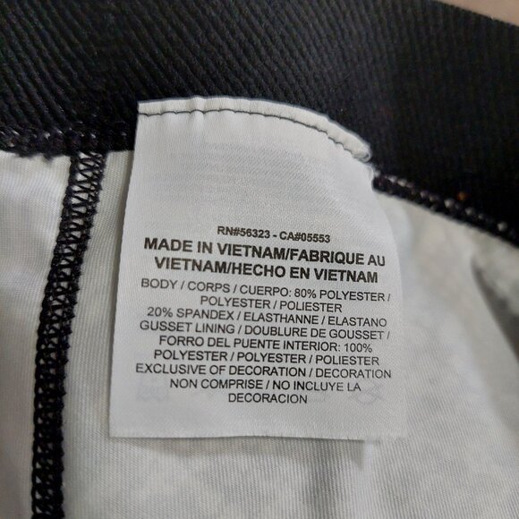 NWOT Nike Pro 3/4 Leggings Women's Black White Snakeskin Gym Workout, M - Picture 5 of 5